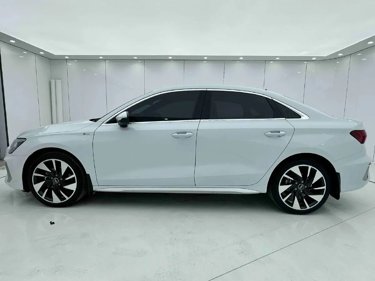 2022 Audi A3 1.4T 150HP L4 7DCT,autocango,china used car exporter,china ev exporter,chinese used car exporter,chinese used ev exporter