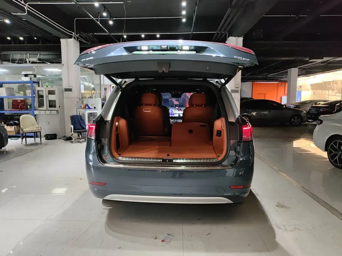 2024 AITO AITO M9 1.5T 152HP L4 REEV 42KWH,autocango,china used car exporter,china ev exporter,chinese used car exporter,chinese used ev exporter