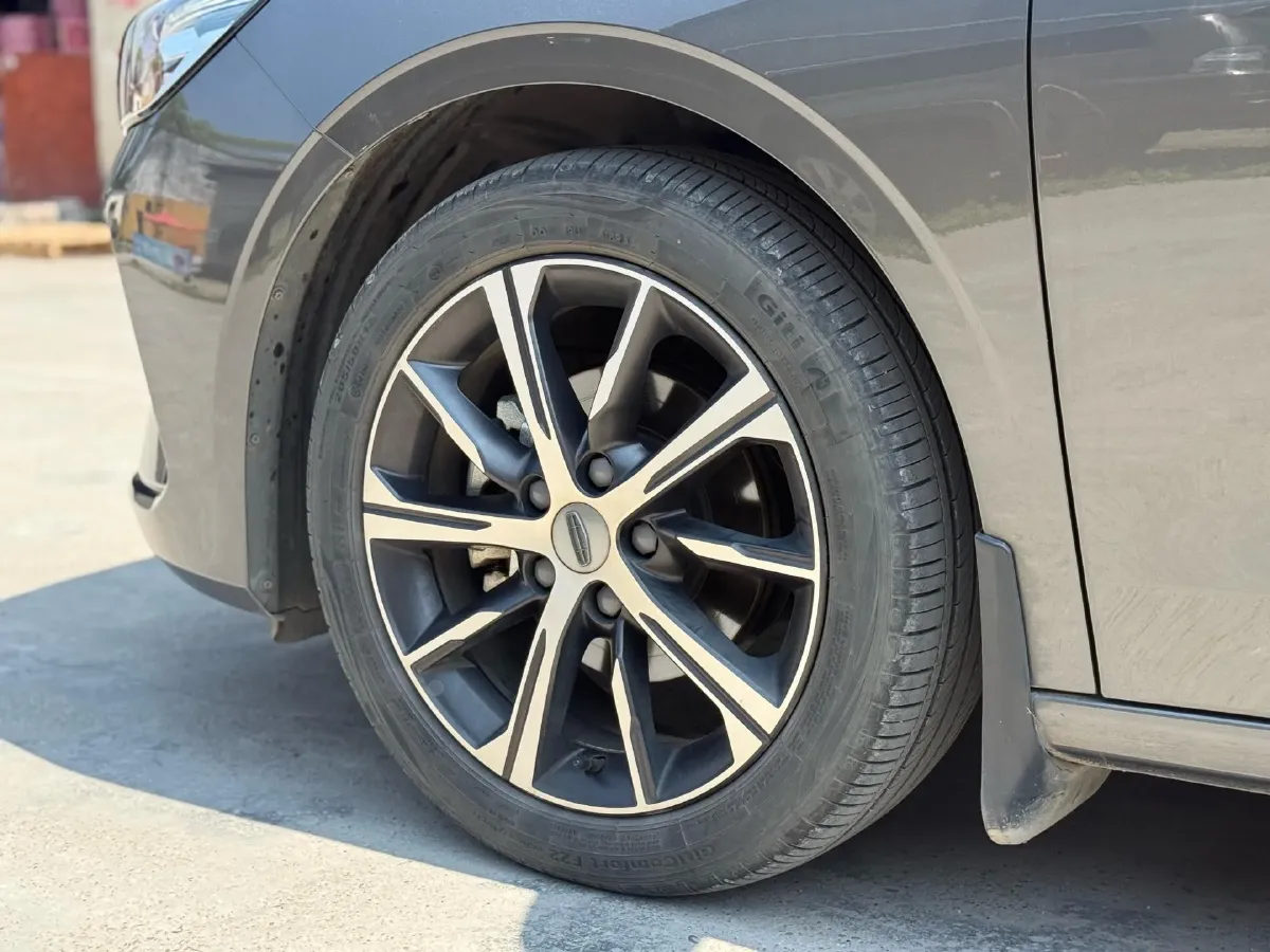 2022 Geely Emgrand 1.5L 114HP L4 CVT,autocango,china used car exporter,china ev exporter,chinese used car exporter,chinese used ev exporter