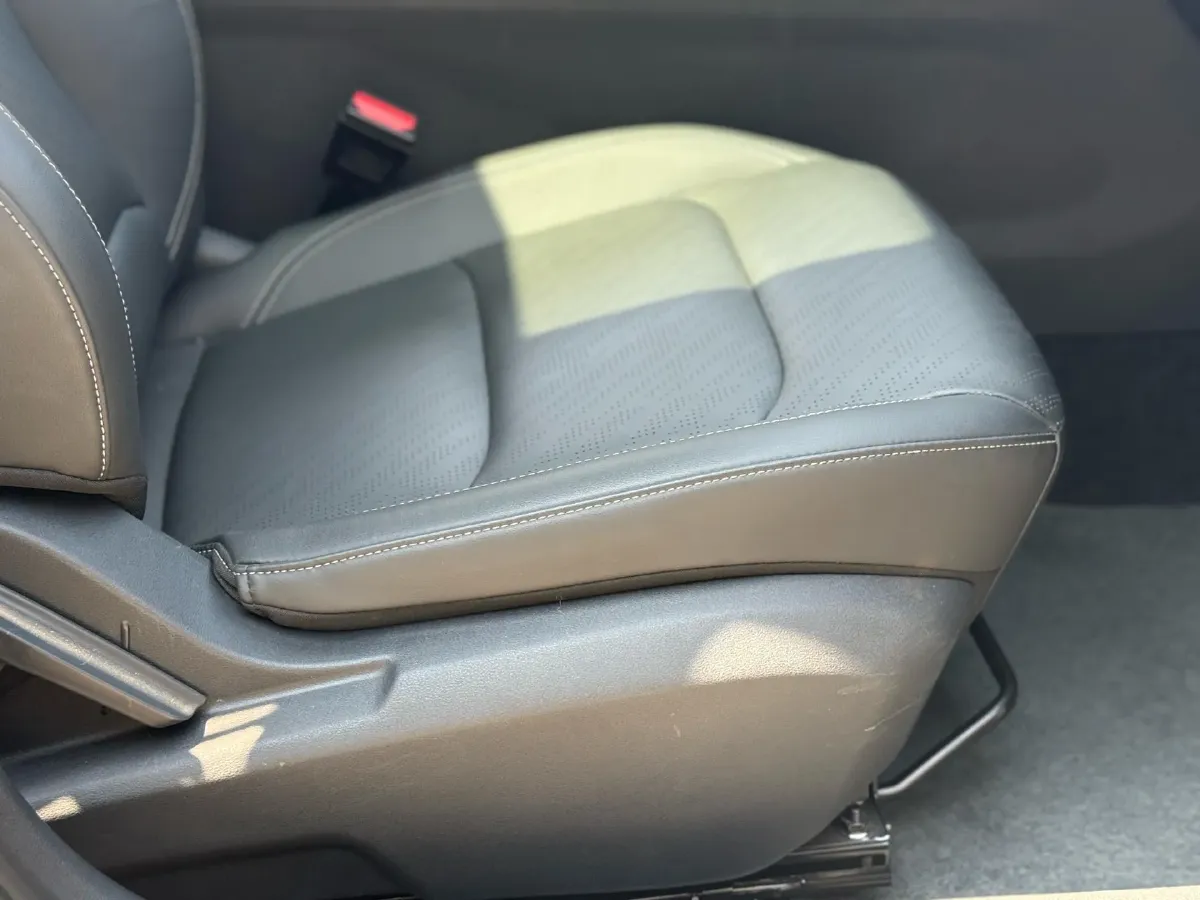 2022 Geely Emgrand 1.5L 114HP L4 CVT,autocango,china used car exporter,china ev exporter,chinese used car exporter,chinese used ev exporter