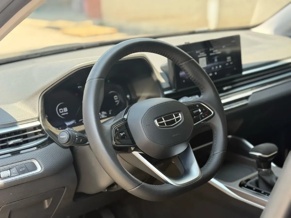 2022 Geely Emgrand 1.5L 114HP L4 CVT,autocango,china used car exporter,china ev exporter,chinese used car exporter,chinese used ev exporter