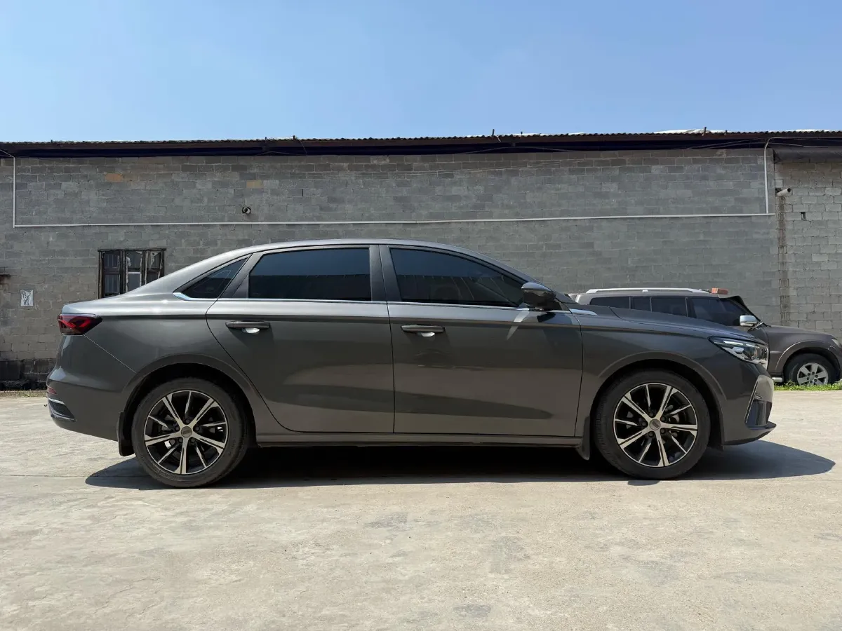 2022 Geely Emgrand 1.5L 114HP L4 CVT,autocango,china used car exporter,china ev exporter,chinese used car exporter,chinese used ev exporter