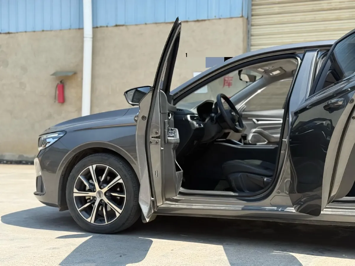 2022 Geely Emgrand 1.5L 114HP L4 CVT,autocango,china used car exporter,china ev exporter,chinese used car exporter,chinese used ev exporter