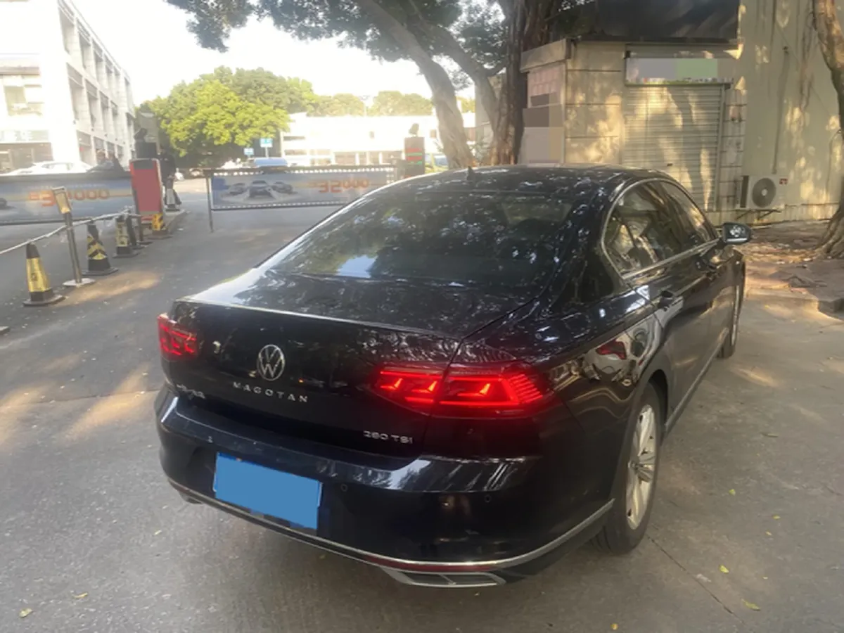 2023 Volkswagen Magotan 1.4T 150HP L4 7DCT,autocango,china used car exporter,china ev exporter,chinese used car exporter,chinese used ev exporter