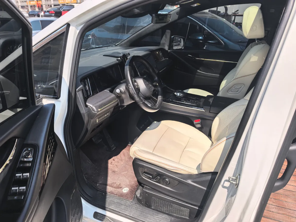 2023 GAC Trumpchi M8 2.0T 190HP L4 E-CVT Hybrid,autocango,china used car exporter,china ev exporter,chinese used car exporter,chinese used ev exporter