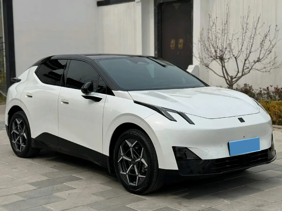 2025 Dongfeng Z9 2.0T 258HP L4 8AT,autocango,china used car exporter,china ev exporter,chinese used car exporter,chinese used ev exporter