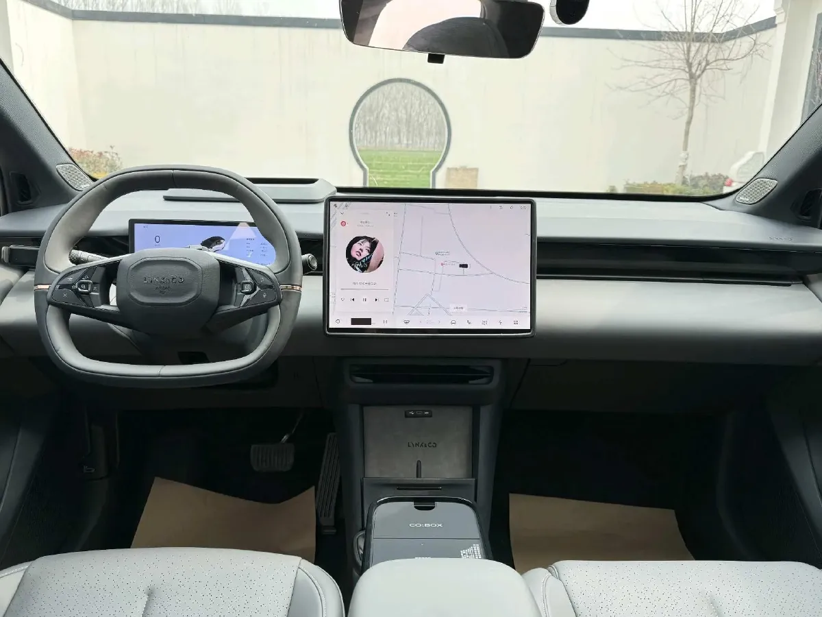 2025 Dongfeng Z9 2.0T 258HP L4 8AT,autocango,china used car exporter,china ev exporter,chinese used car exporter,chinese used ev exporter