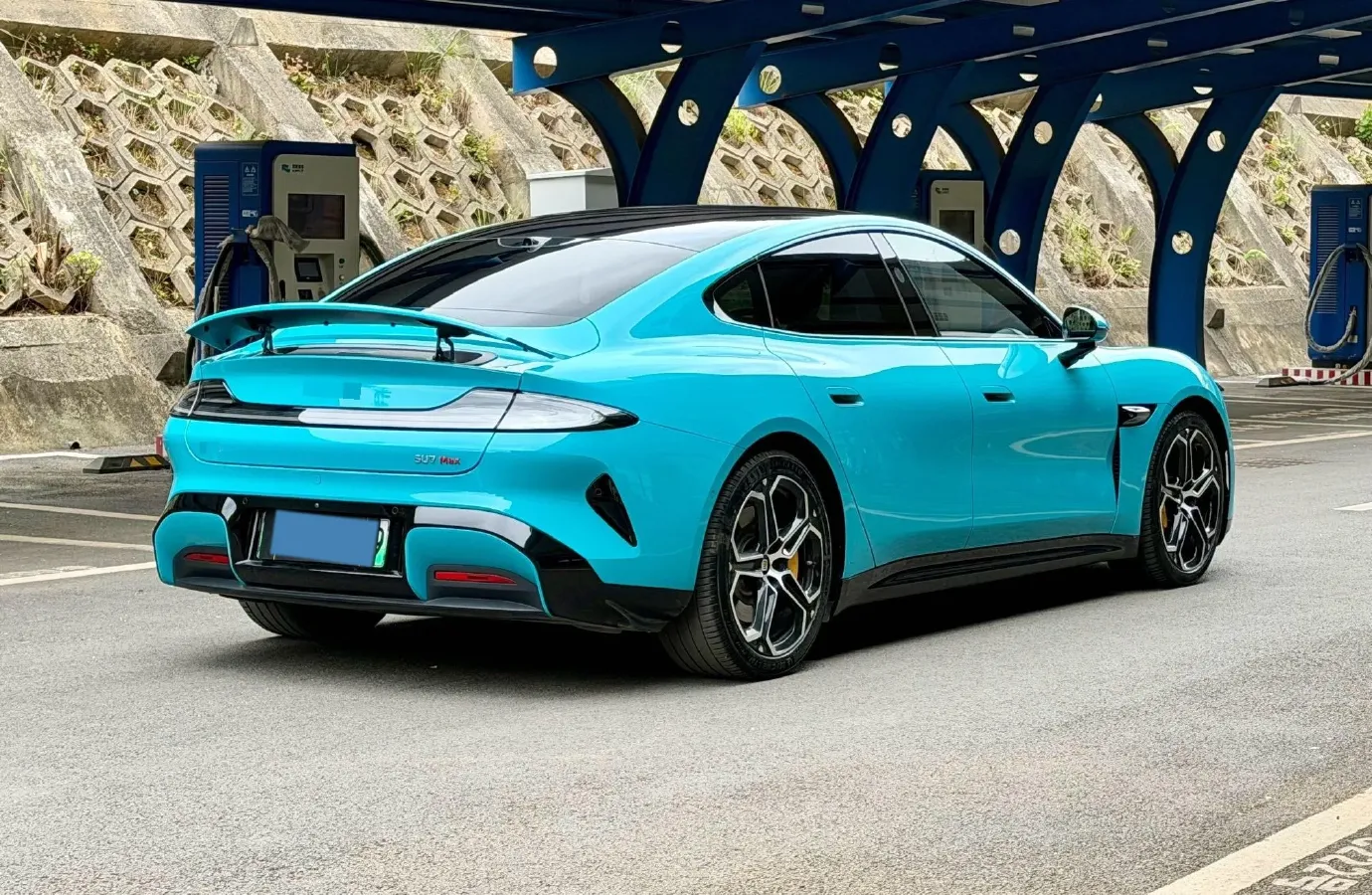 2024 MI SU7 BEV 101KWH,autocango,china used car exporter,china ev exporter,chinese used car exporter,chinese used ev exporter