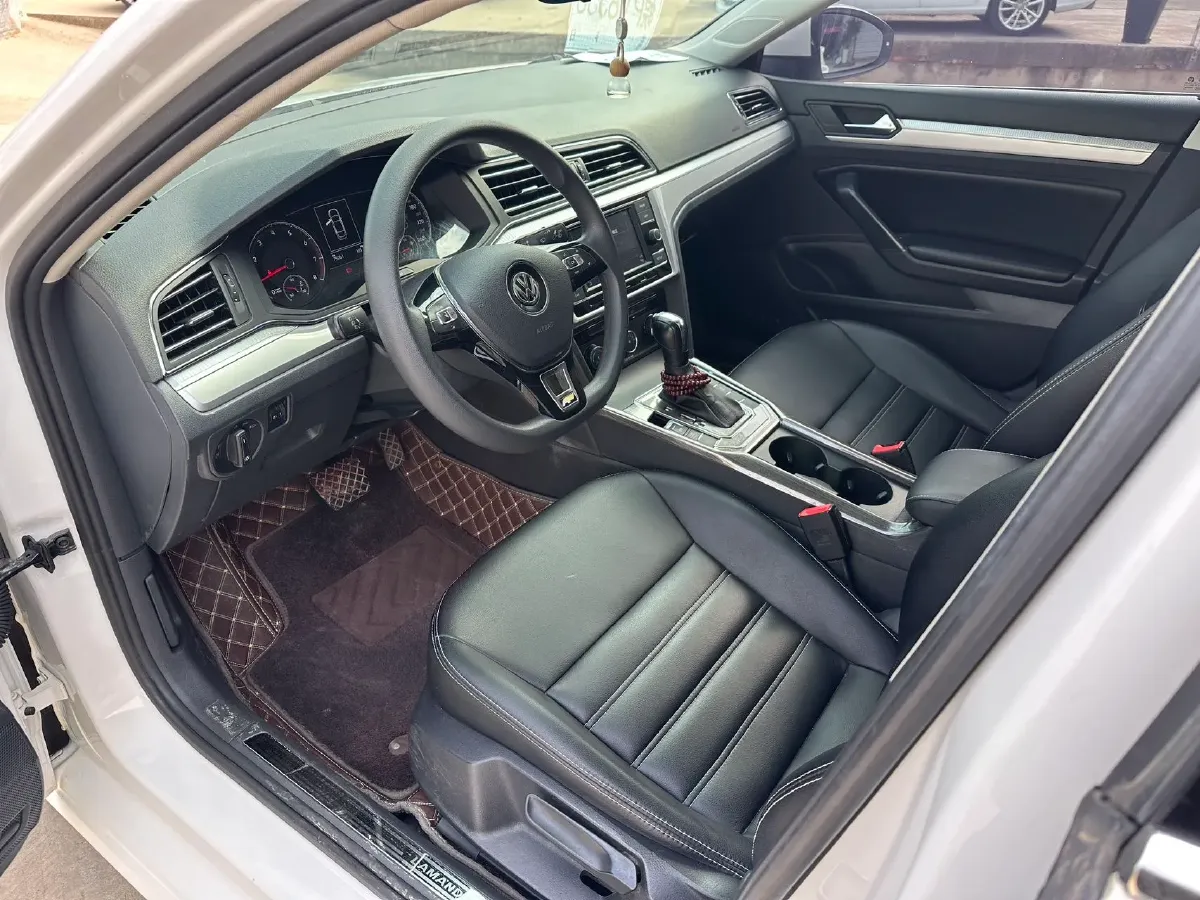 2019 Volkswagen T-Cross 1.4T 150HP L4 7DCT,autocango,china used car exporter,china ev exporter,chinese used car exporter,chinese used ev exporter