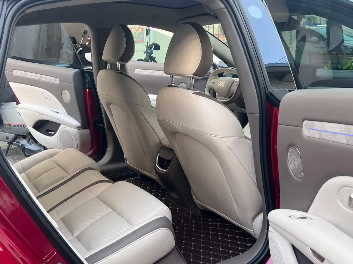 2025 IM L6 BEV,autocango,china used car exporter,china ev exporter,chinese used car exporter,chinese used ev exporter