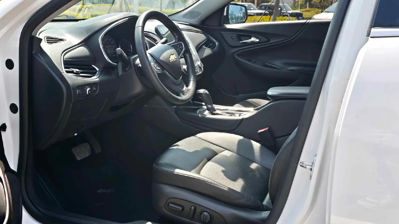 2019 Chevrolet Malibu XL 1.3T 165HP L3 CVT,autocango,china used car exporter,china ev exporter,chinese used car exporter,chinese used ev exporter