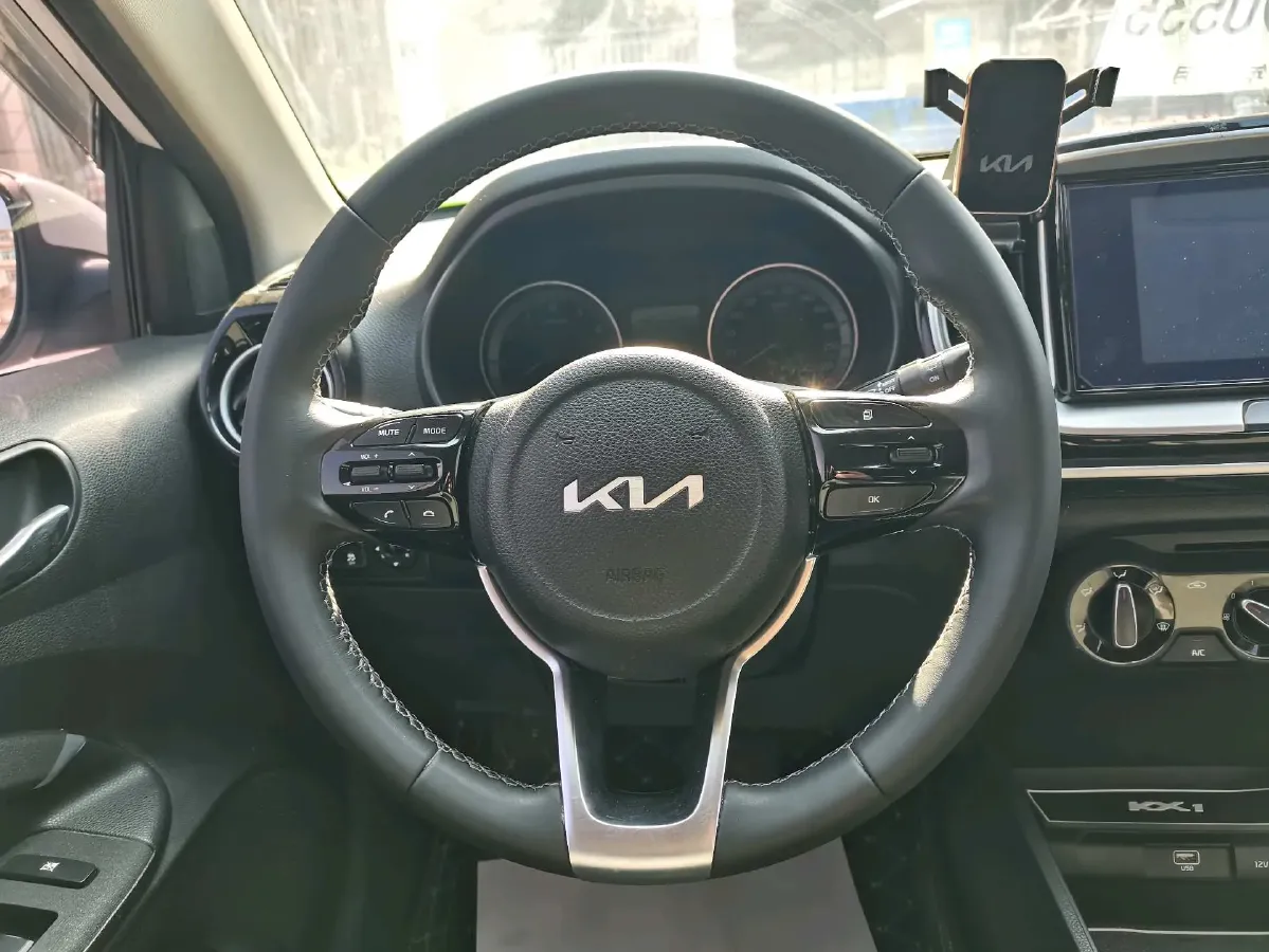 2021 Kia KX1 1.4L 100HP L4 6AT,autocango,china used car exporter,china ev exporter,chinese used car exporter,chinese used ev exporter