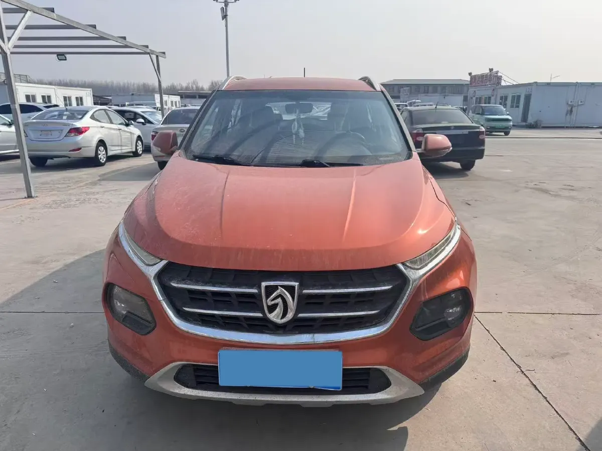 2017 BaoJun 310W 1.5L 105HP L4 6MT,autocango,china used car exporter,china ev exporter,chinese used car exporter,chinese used ev exporter