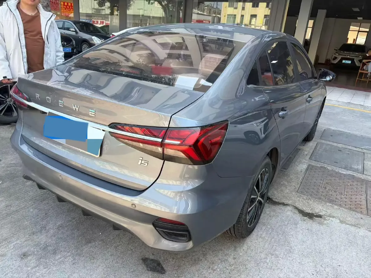 2021 Roewe i5 1.5L 120HP L4 CVT,autocango,china used car exporter,china ev exporter,chinese used car exporter,chinese used ev exporter
