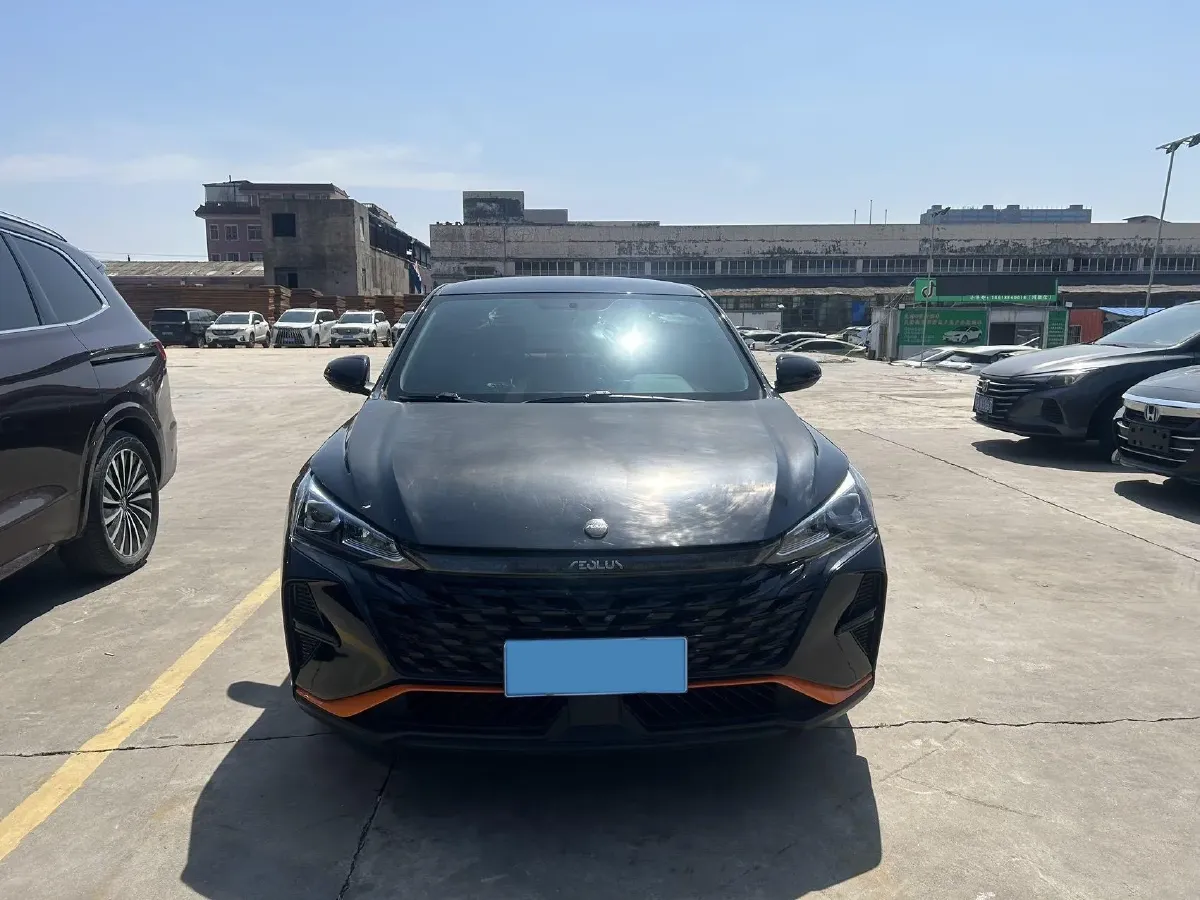 2023 DongFeng Aeolus YiXuan 1.5L 125HP L4 6DCT,autocango,china used car exporter,china ev exporter,chinese used car exporter,chinese used ev exporter