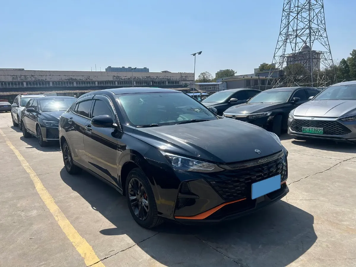 2023 DongFeng Aeolus YiXuan 1.5L 125HP L4 6DCT,autocango,china used car exporter,china ev exporter,chinese used car exporter,chinese used ev exporter
