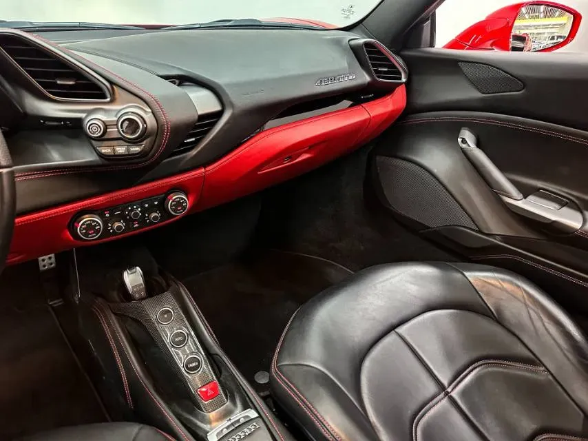 2015 Ferrari 488 3.9T 670HP V8 7DCT,autocango,china used car exporter,china ev exporter,chinese used car exporter,chinese used ev exporter