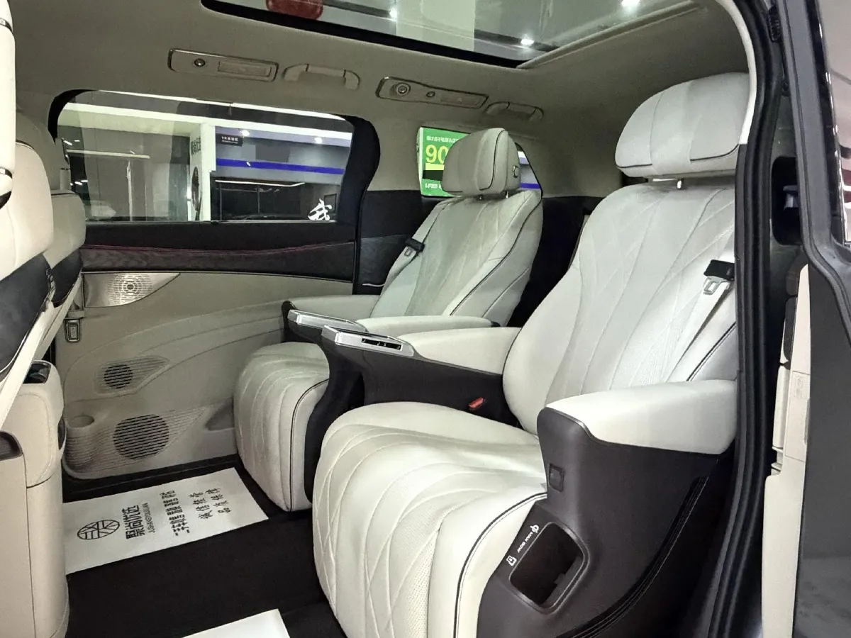 2024 Denza D9 1.5T 139HP L4 E-CVT PHEV 40KWH,autocango,china used car exporter,china ev exporter,chinese used car exporter,chinese used ev exporter