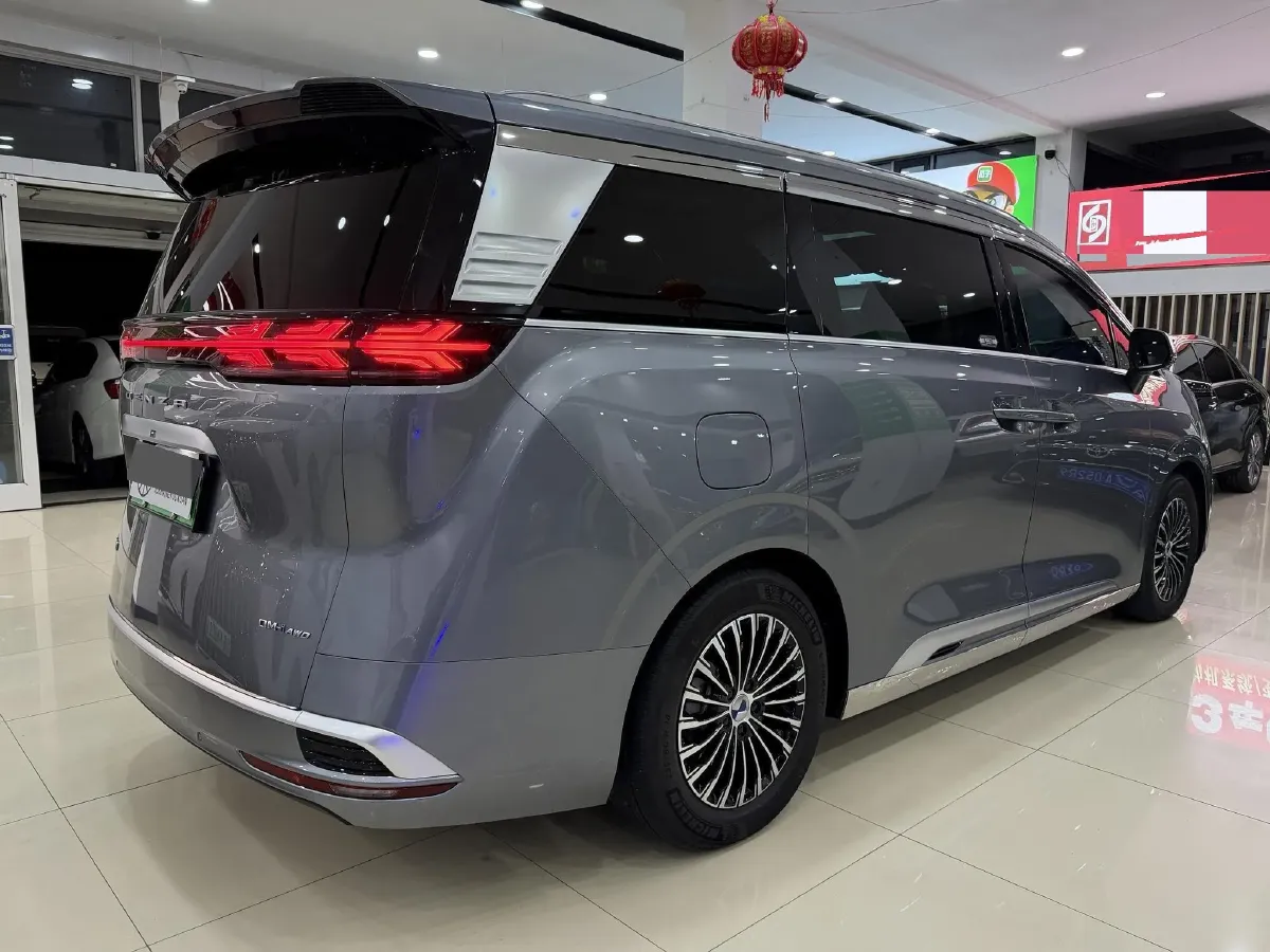 2024 Denza D9 1.5T 139HP L4 E-CVT PHEV 40KWH,autocango,china used car exporter,china ev exporter,chinese used car exporter,chinese used ev exporter