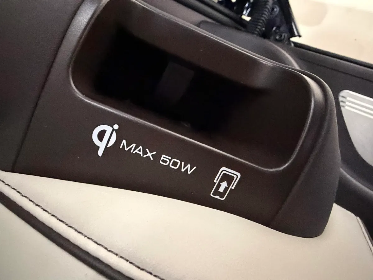 2024 Denza D9 1.5T 139HP L4 E-CVT PHEV 40KWH,autocango,china used car exporter,china ev exporter,chinese used car exporter,chinese used ev exporter