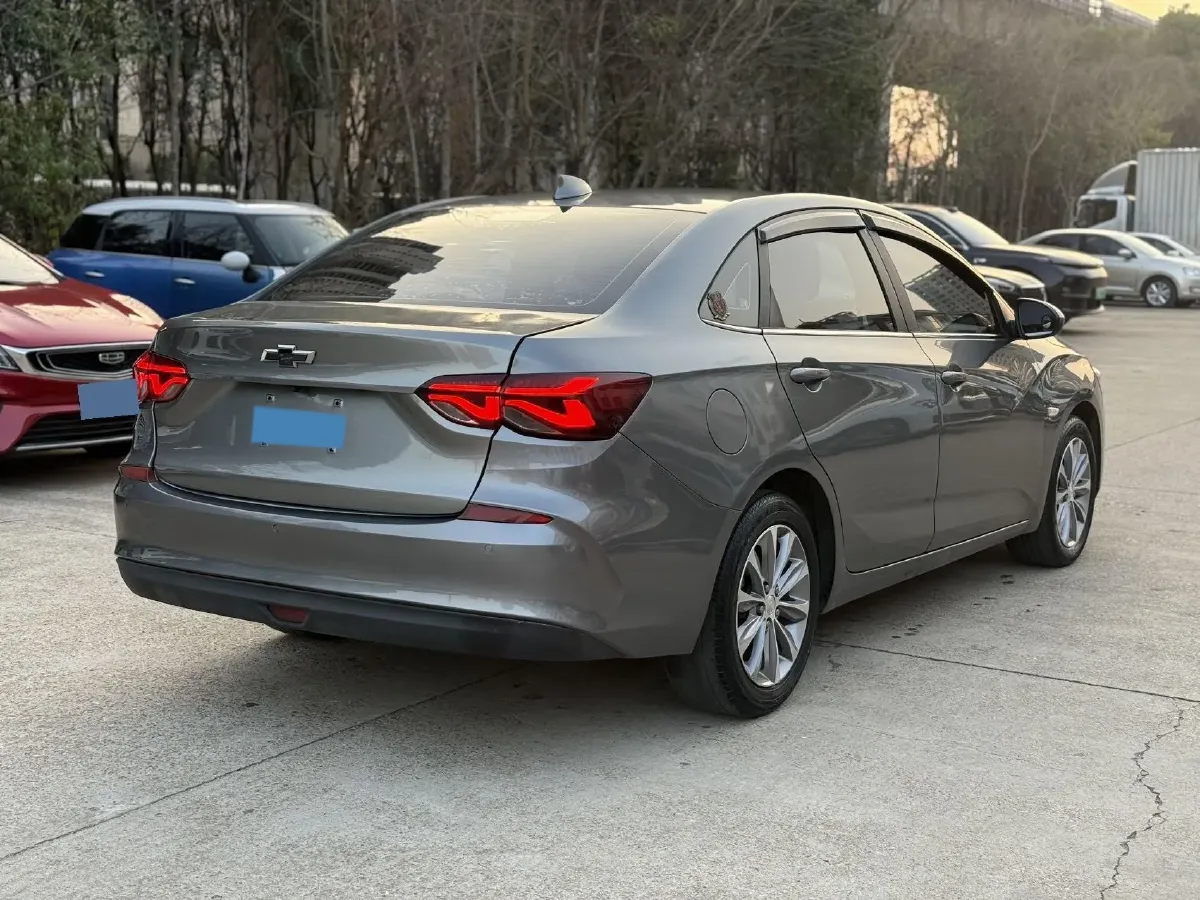 2020 Chevrolet Monza 1.5L 113HP L4 6AT,autocango,china used car exporter,china ev exporter,chinese used car exporter,chinese used ev exporter