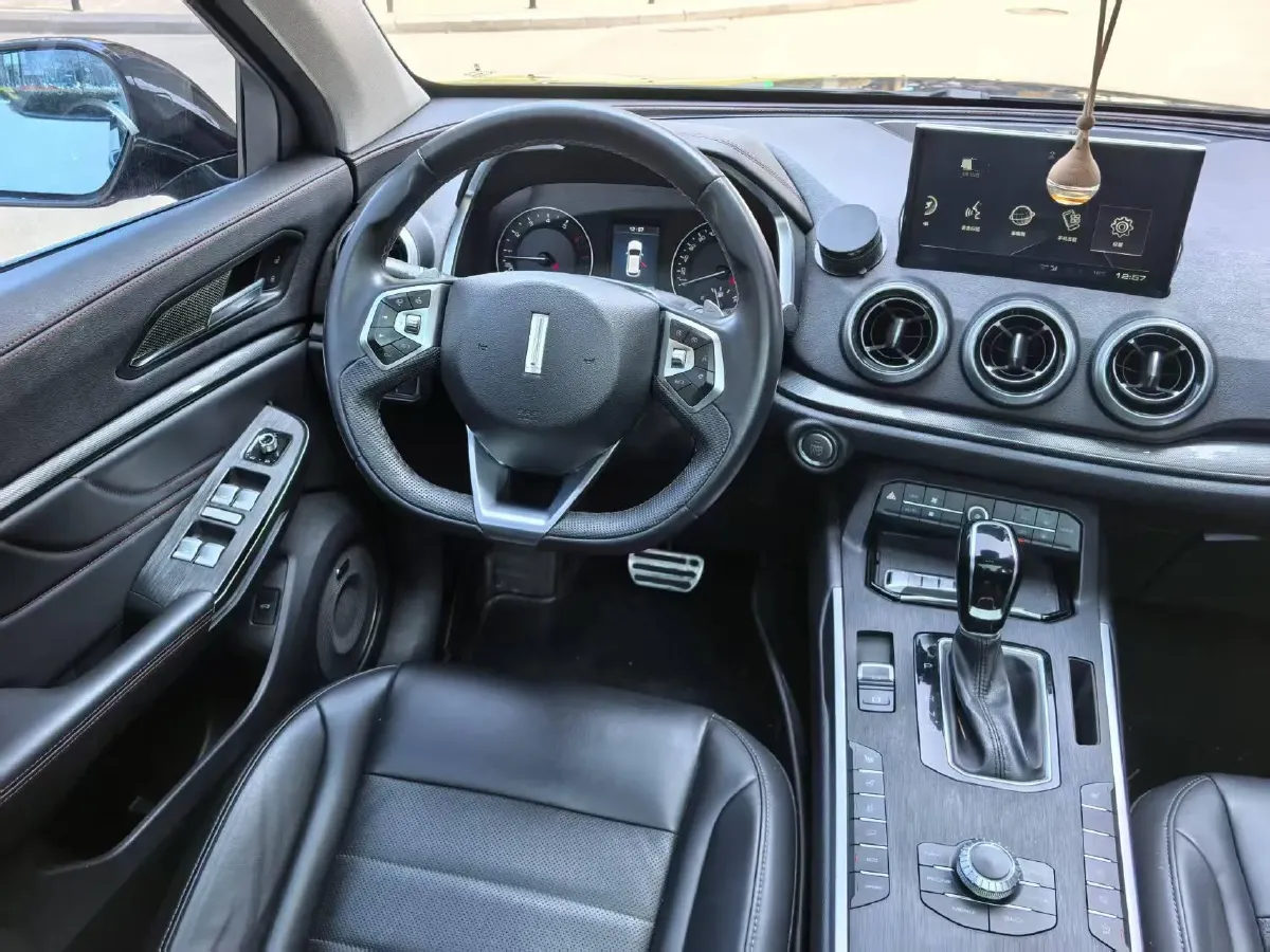 2019 WEY VV5 2.0T 224HP L4 7DCT,autocango,china used car exporter,china ev exporter,chinese used car exporter,chinese used ev exporter