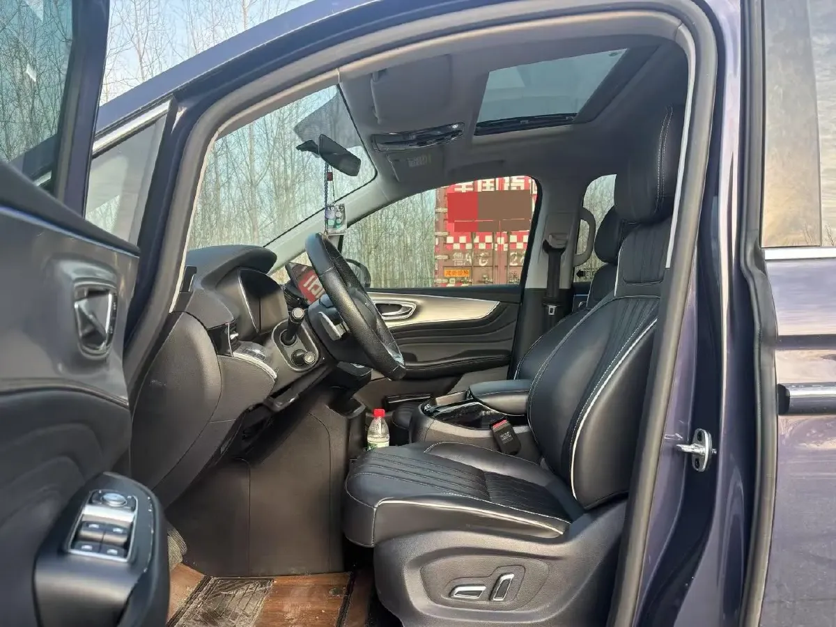 2021 Roewe iMAX8 2.0T 234HP L4 8AT,autocango,china used car exporter,china ev exporter,chinese used car exporter,chinese used ev exporter