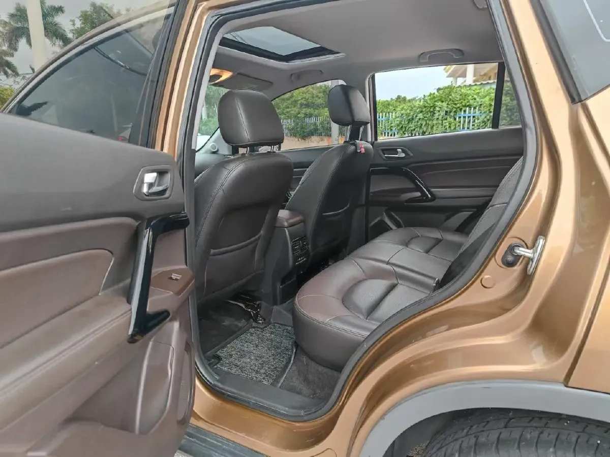 2017 GAC Trumpchi GS4 1.5T 152HP L4 6AT,autocango,china used car exporter,china ev exporter,chinese used car exporter,chinese used ev exporter