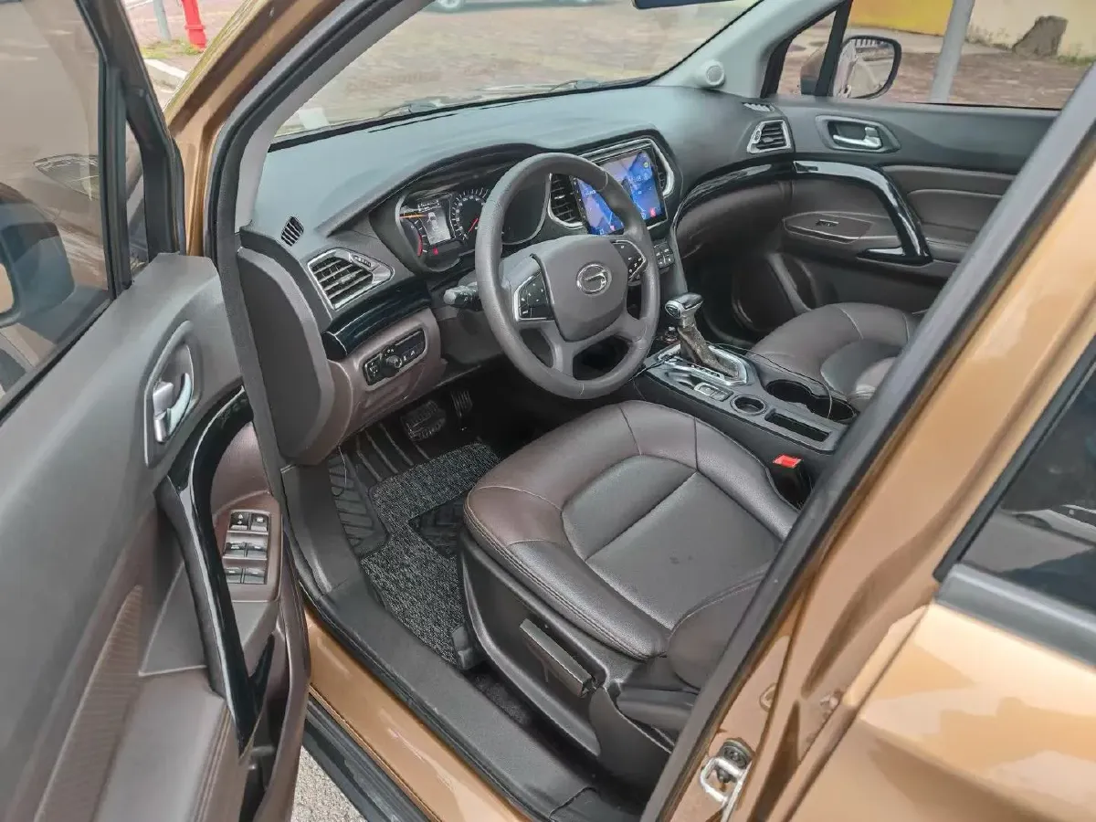 2017 GAC Trumpchi GS4 1.5T 152HP L4 6AT,autocango,china used car exporter,china ev exporter,chinese used car exporter,chinese used ev exporter