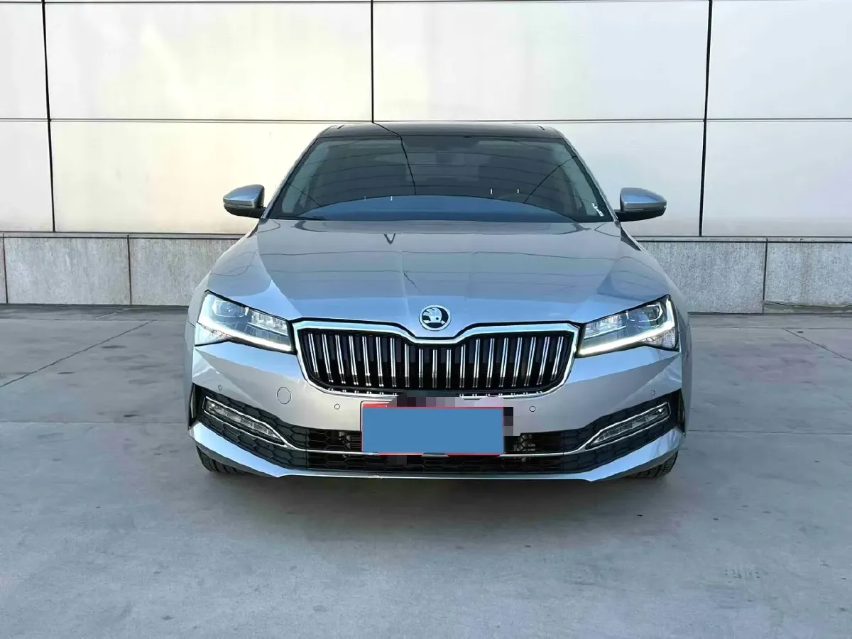 2024 Skoda Superb 1.4T 150HP L4 7DCT,autocango,china used car exporter,china ev exporter,chinese used car exporter,chinese used ev exporter
