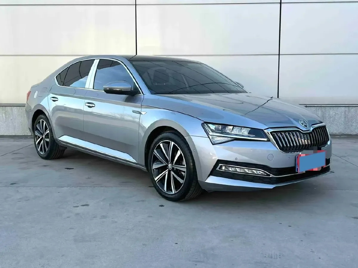 2024 Skoda Superb 1.4T 150HP L4 7DCT,autocango,china used car exporter,china ev exporter,chinese used car exporter,chinese used ev exporter
