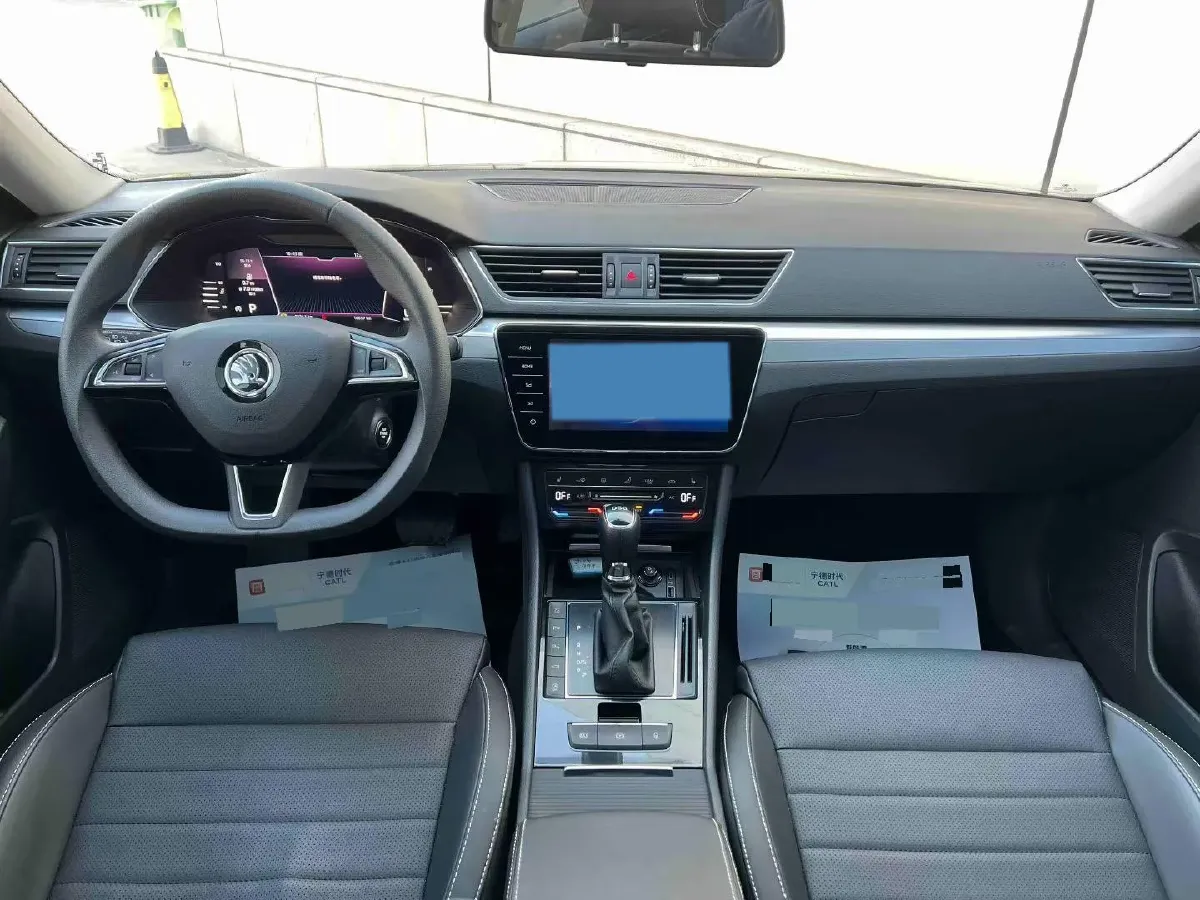 2024 Skoda Superb 1.4T 150HP L4 7DCT,autocango,china used car exporter,china ev exporter,chinese used car exporter,chinese used ev exporter