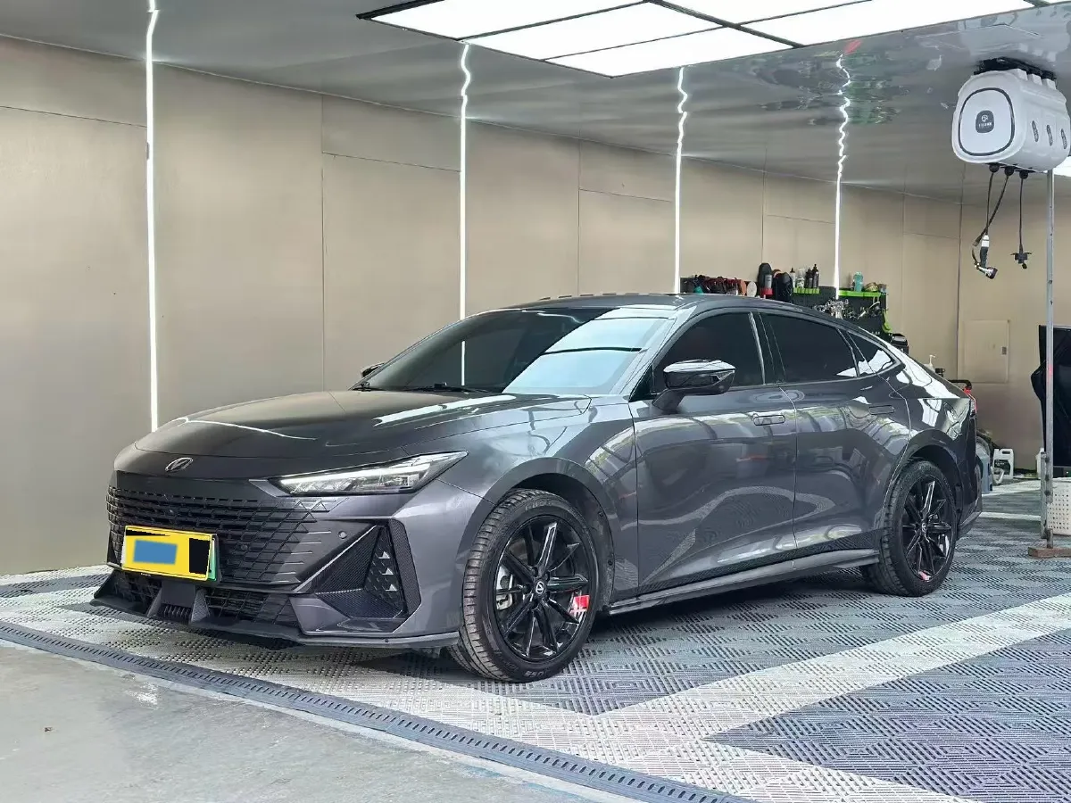 2023 ChangAn UNI-V iDD 1.5T 170HP L4 6TCT PHEV 18.4KWH,autocango,china used car exporter,china ev exporter,chinese used car exporter,chinese used ev exporter