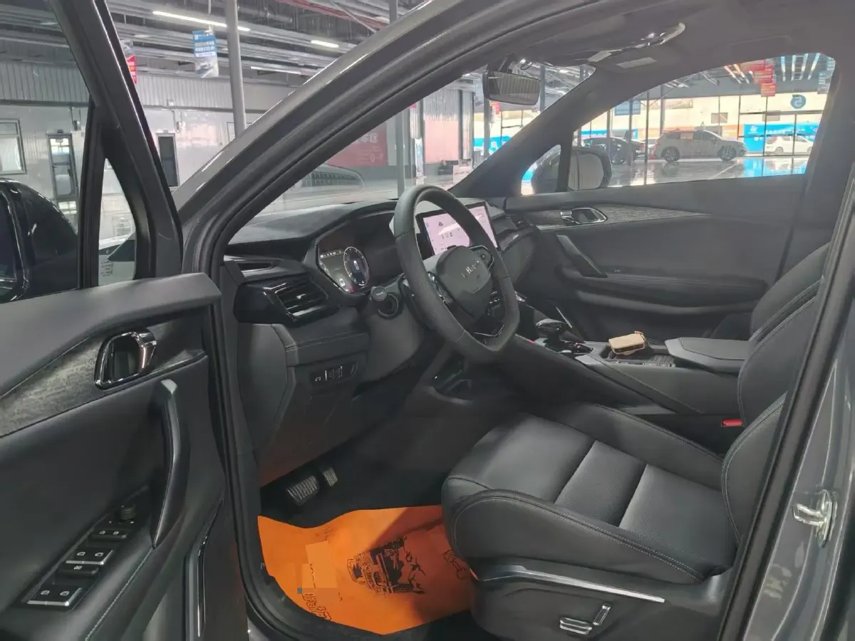 2023 LYNK&CO 06 1.5T 181HP L4 7DCT,autocango,china used car exporter,china ev exporter,chinese used car exporter,chinese used ev exporter