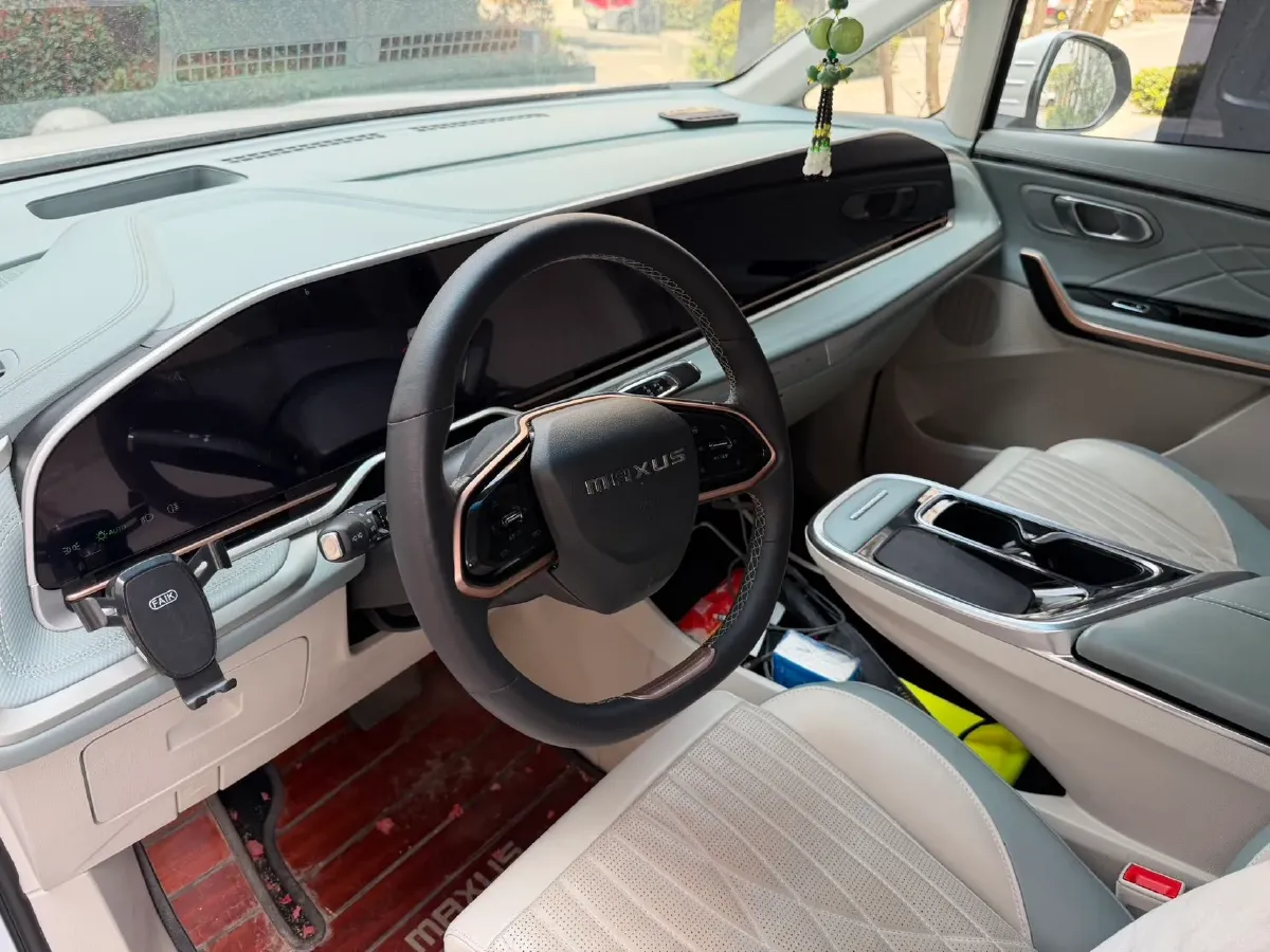 2022 MAXUS G90 2.0T 234HP L4 8AT,autocango,china used car exporter,china ev exporter,chinese used car exporter,chinese used ev exporter