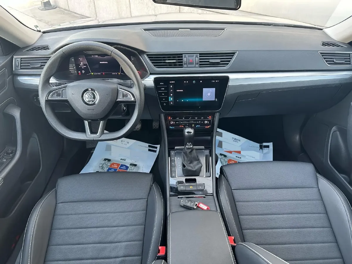 2024 Skoda Superb 1.4T 150HP L4 7DCT,autocango,china used car exporter,china ev exporter,chinese used car exporter,chinese used ev exporter