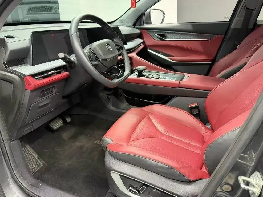 2022 ChangAn CS75 Plus 1.5T 188HP L4 8AT,autocango,china used car exporter,china ev exporter,chinese used car exporter,chinese used ev exporter