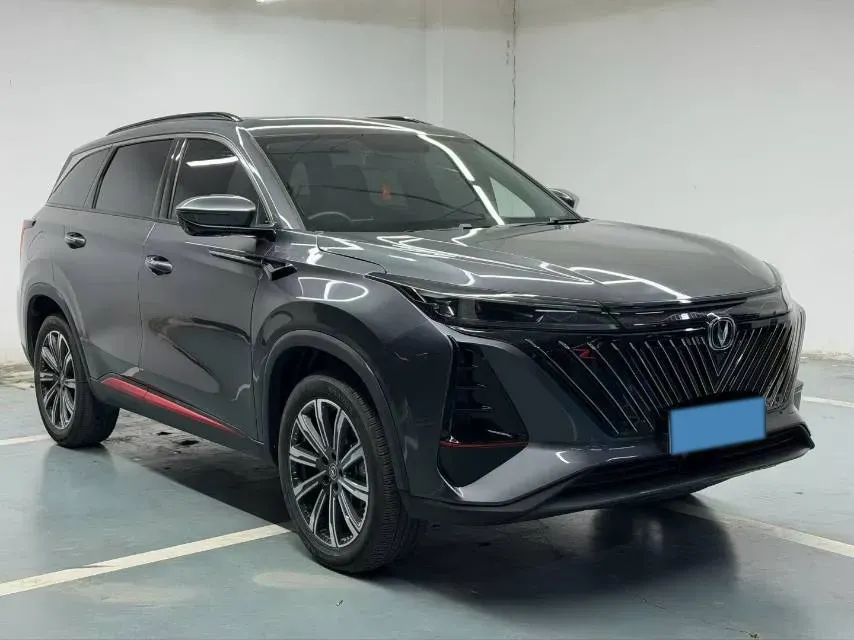 2022 ChangAn CS75 Plus 1.5T 188HP L4 8AT,autocango,china used car exporter,china ev exporter,chinese used car exporter,chinese used ev exporter
