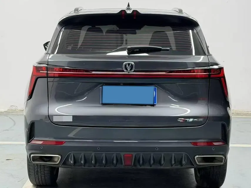 2022 ChangAn CS75 Plus 1.5T 188HP L4 8AT,autocango,china used car exporter,china ev exporter,chinese used car exporter,chinese used ev exporter