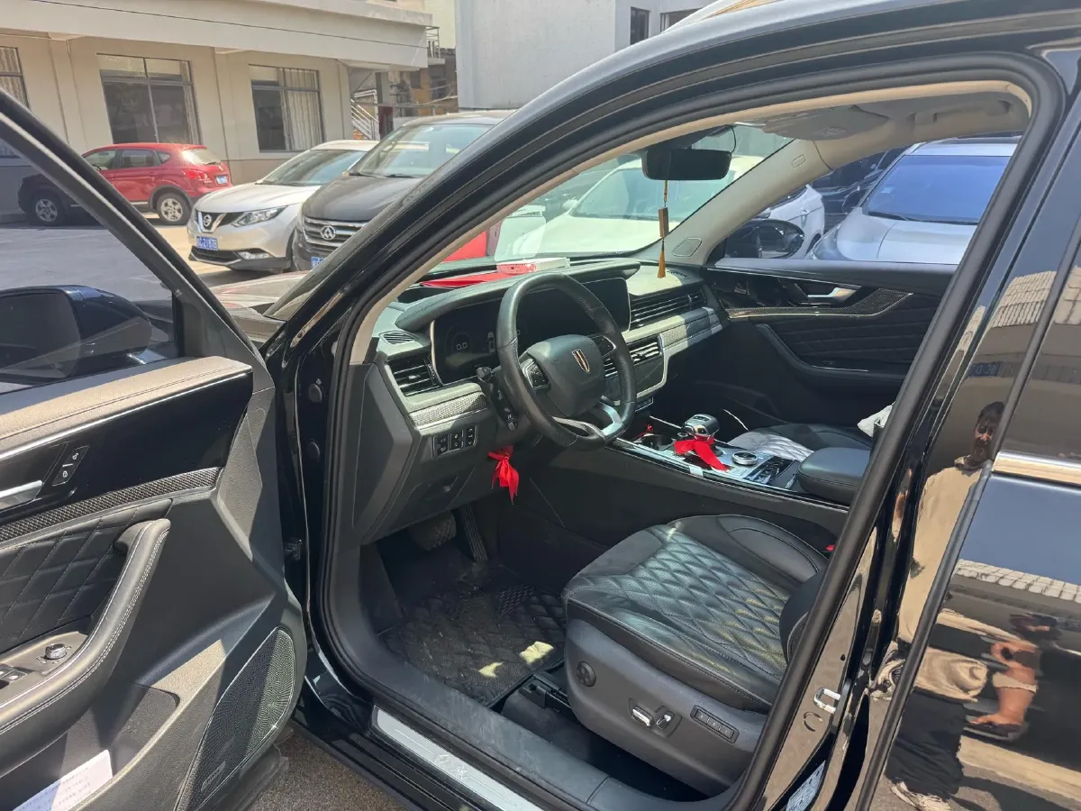 2019 HongQi HS5 2.0T 224HP L4 6AT,autocango,china used car exporter,china ev exporter,chinese used car exporter,chinese used ev exporter