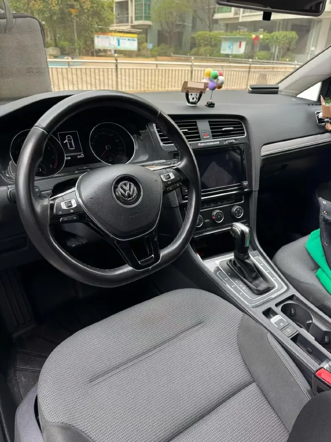 2018 Volkswagen Golf 1.6L 110HP L4 6AT,autocango,china used car exporter,china ev exporter,chinese used car exporter,chinese used ev exporter
