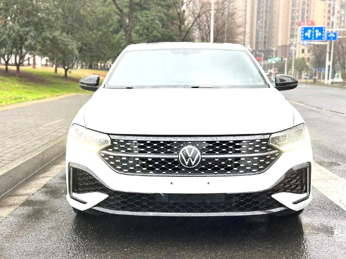 2023 Volkswagen Lavida 1.5T 160HP L4 7DCT,autocango,china used car exporter,china ev exporter,chinese used car exporter,chinese used ev exporter