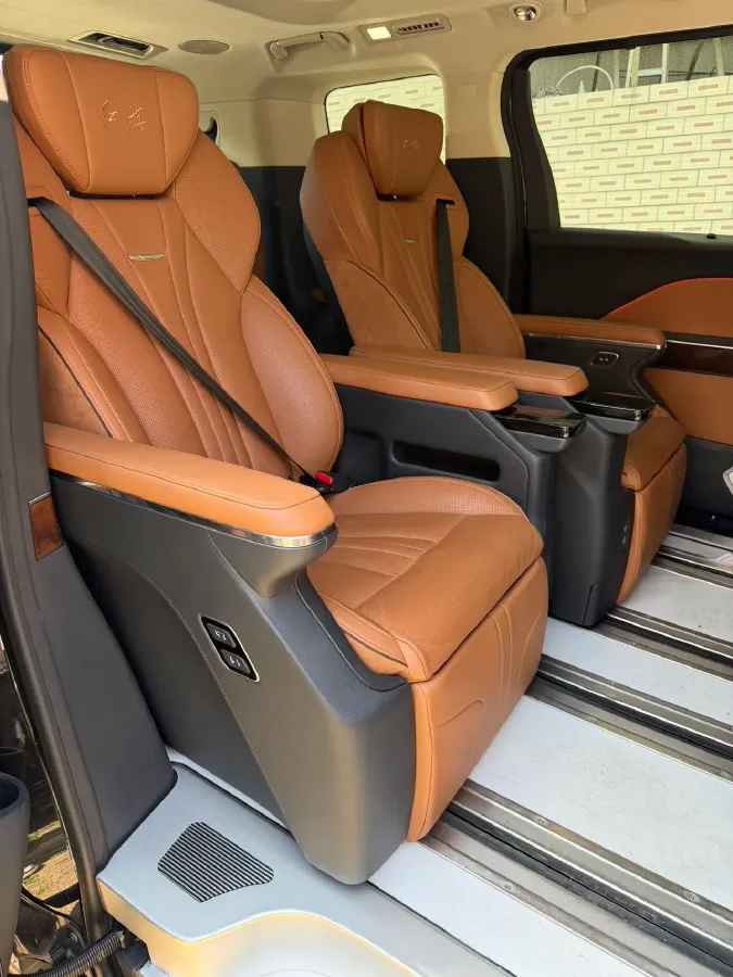 2023 HongQi HQ9 2.0T 252HP L4 8AT,autocango,china used car exporter,china ev exporter,chinese used car exporter,chinese used ev exporter