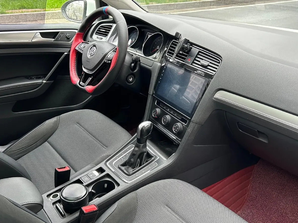 2018 Volkswagen Golf 1.6L 110HP L4 6AT,autocango,china used car exporter,china ev exporter,chinese used car exporter,chinese used ev exporter