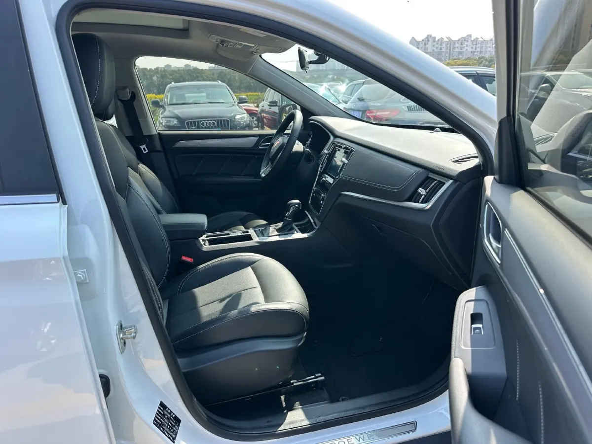 2018 Roewe RX5 1.5T 169HP L4 7DCT,autocango,china used car exporter,china ev exporter,chinese used car exporter,chinese used ev exporter