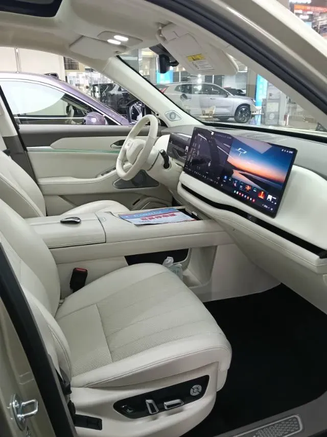 2025 WEY BlueMountain 1.5T 170HP L4 4DHT PHEV 44.5KWH,autocango,china used car exporter,china ev exporter,chinese used car exporter,chinese used ev exporter