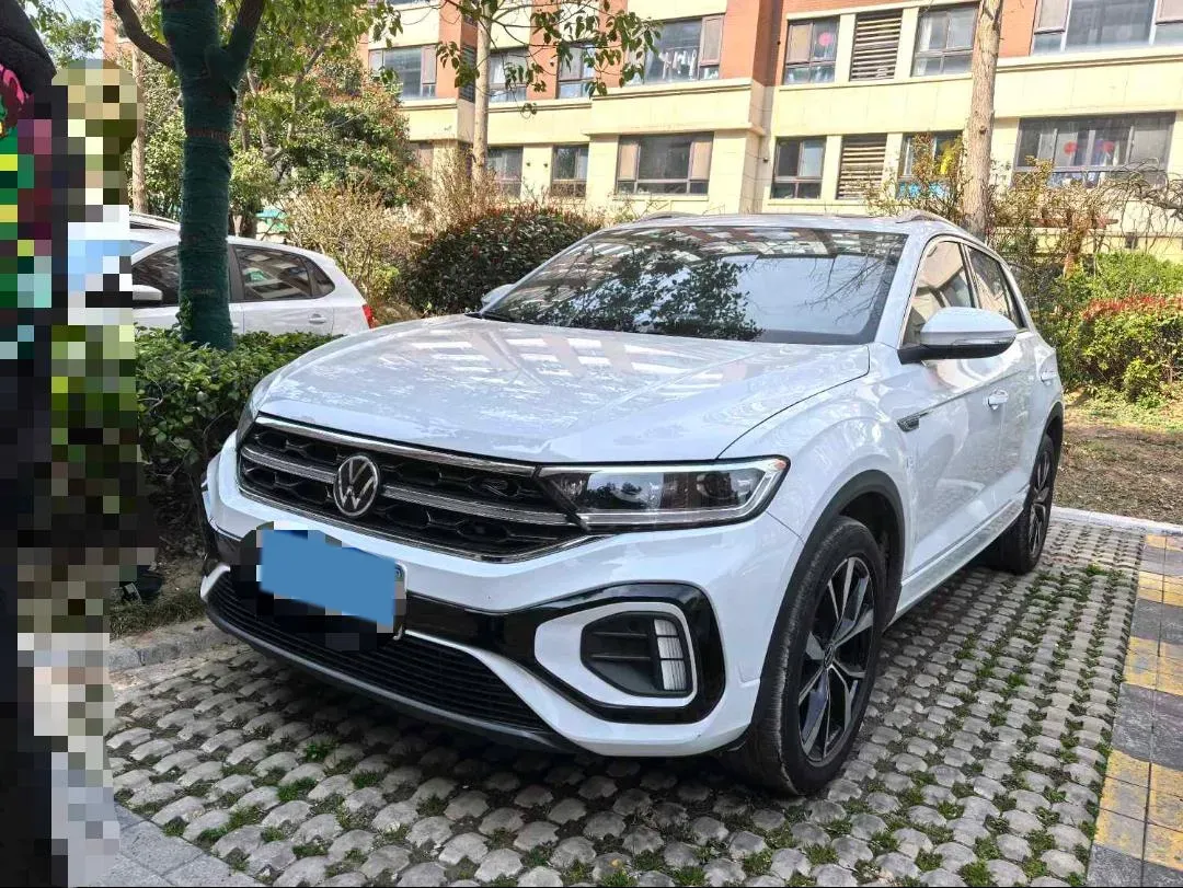 2023 Volkswagen T-Roc 1.5T 160HP L4 7DCT,autocango,china used car exporter,china ev exporter,chinese used car exporter,chinese used ev exporter
