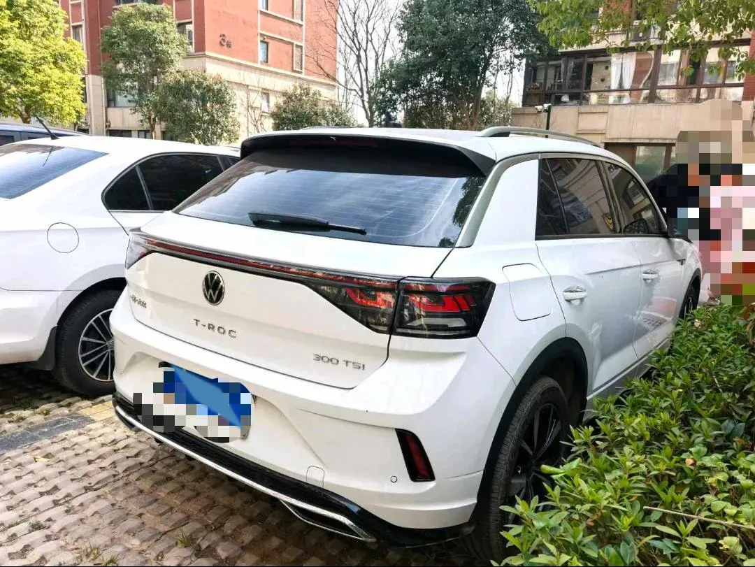 2023 Volkswagen T-Roc 1.5T 160HP L4 7DCT,autocango,china used car exporter,china ev exporter,chinese used car exporter,chinese used ev exporter
