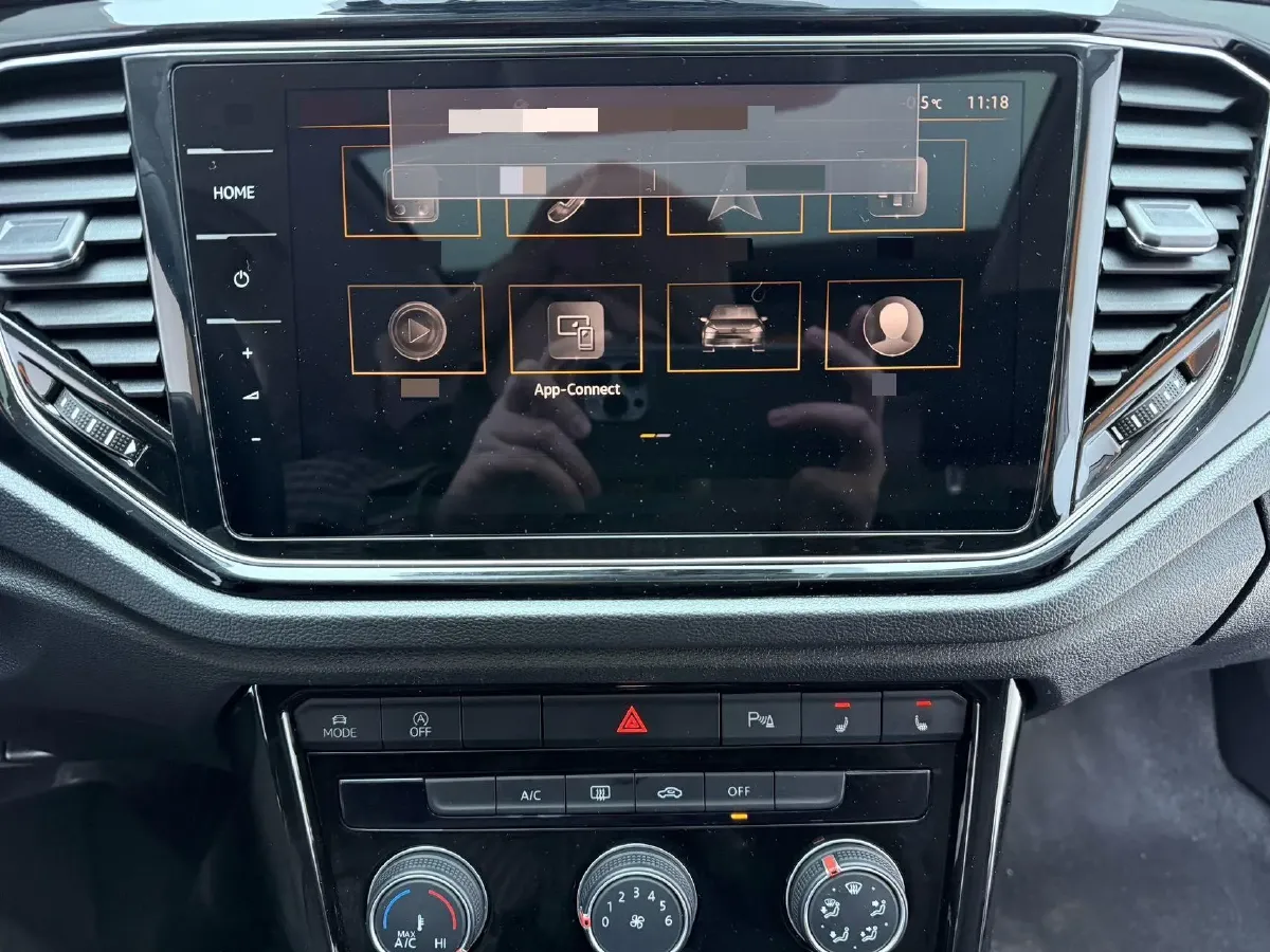 2021 Volkswagen T-Roc 1.4T 150HP L4 7DCT,autocango,china used car exporter,china ev exporter,chinese used car exporter,chinese used ev exporter