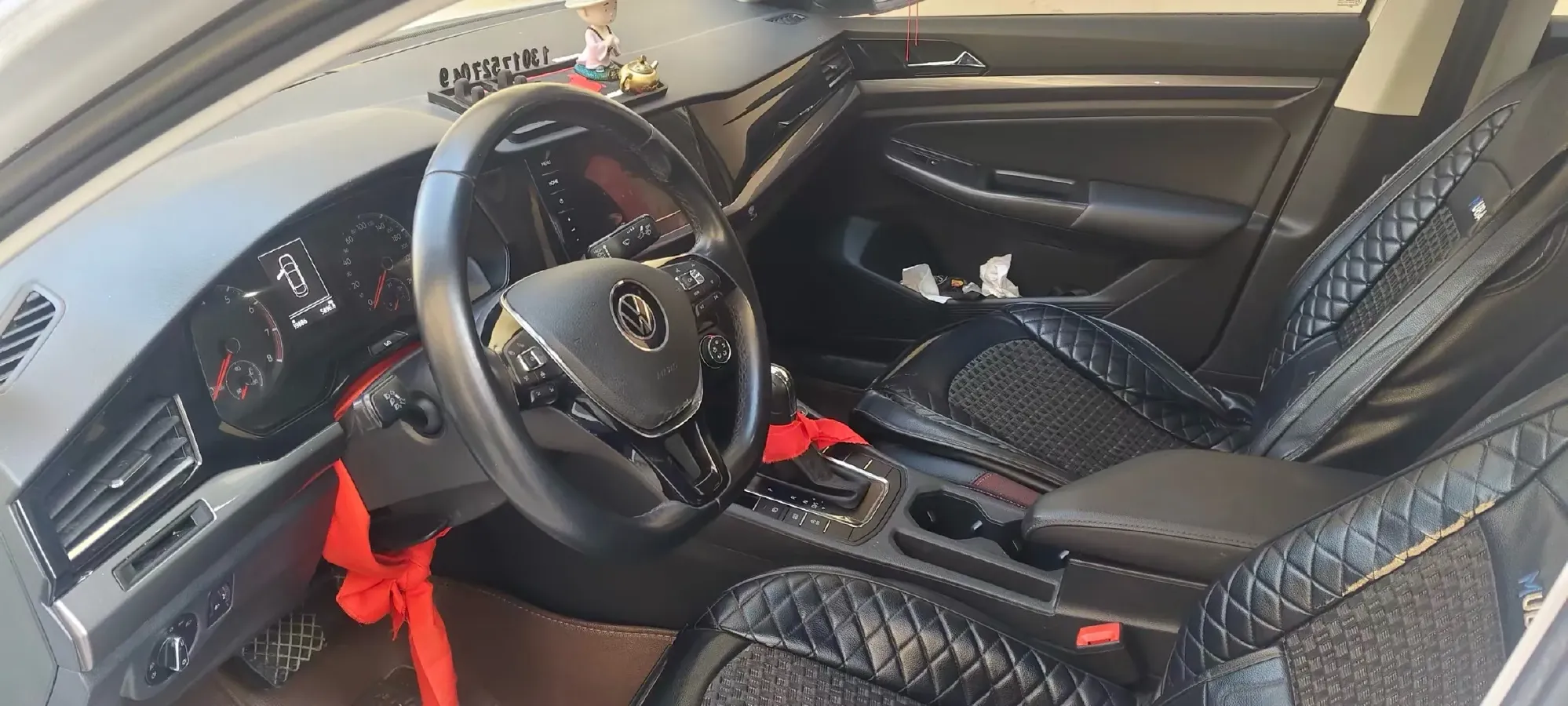 2021 Volkswagen Bora 1.5L 113HP L4 6AT,autocango,china used car exporter,china ev exporter,chinese used car exporter,chinese used ev exporter